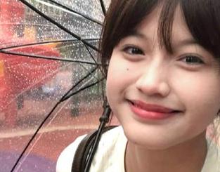 微密圈 – 杨大乐乐很靠谱白色写真全套原图：看完你一定会忍不住笑出声！.txt