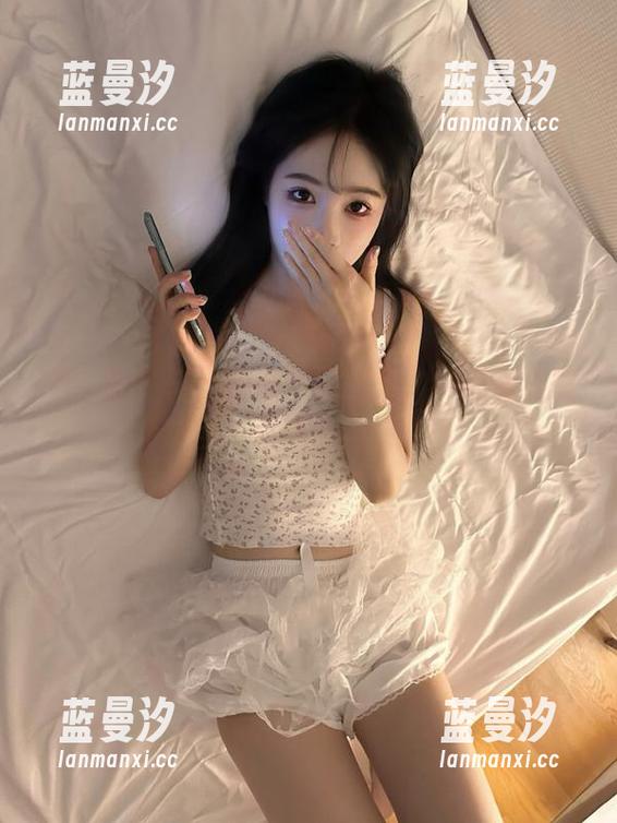 林子琳喵 微密圈 - 林子琳喵私房图集,浴缸里的悠然自得与迷人风情.txt