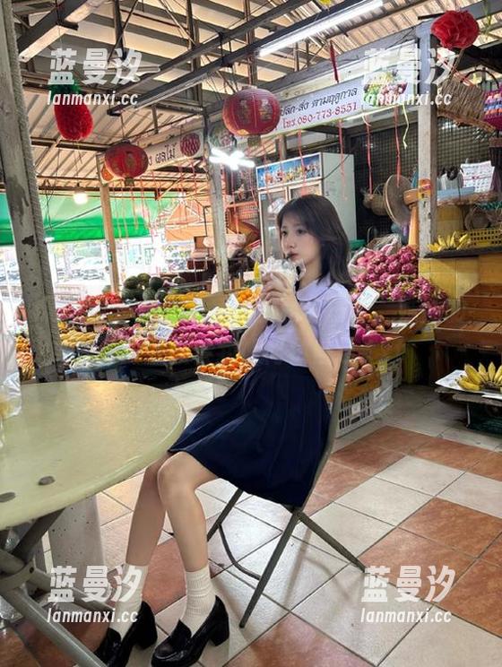 果团网 - 揭秘尹意纯的私房图片，妹妹的多面性教会我如何做自己.txt