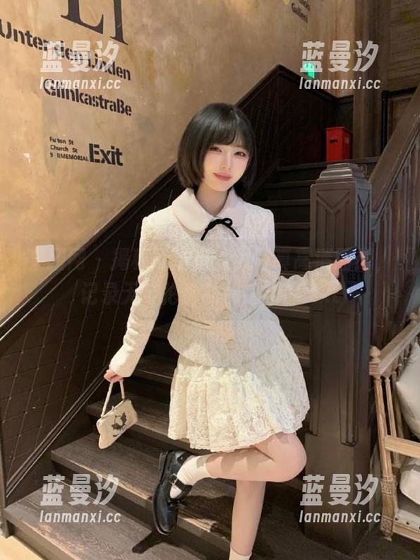 果团网 - 揭秘陈迪娅双人写真高清图册，记录无与伦比的情感瞬间.txt