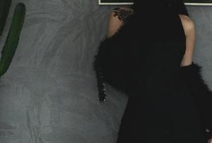 柒柒不可爱女王带你免费逛写真，图片美得让人心动不已！.txt