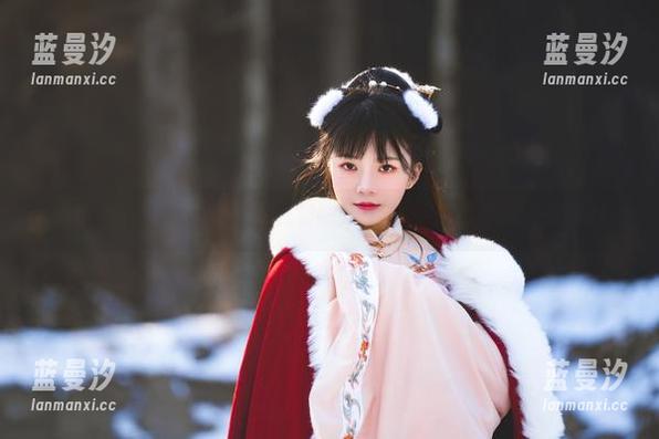 福利来了！桜桃喵的原图秘密曝光，透露出她的真实一面.txt