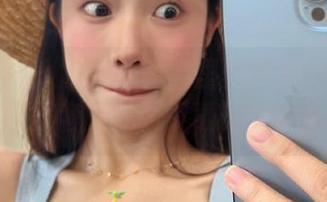 梦丝女神 – 魏婷婷的裤里丝作品引领时尚潮流，精美套图免费下载即刻体验！.txt