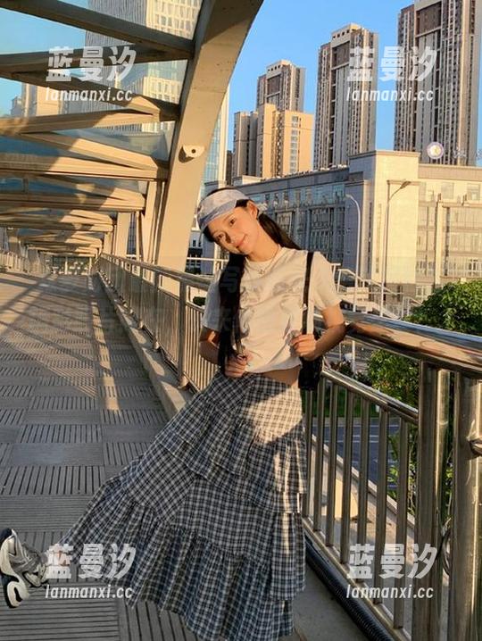 森萝财团 森萝财团最新黑丝写真曝光,绝美模特与精彩照片同在,快来体验这场视觉盛宴!.txt