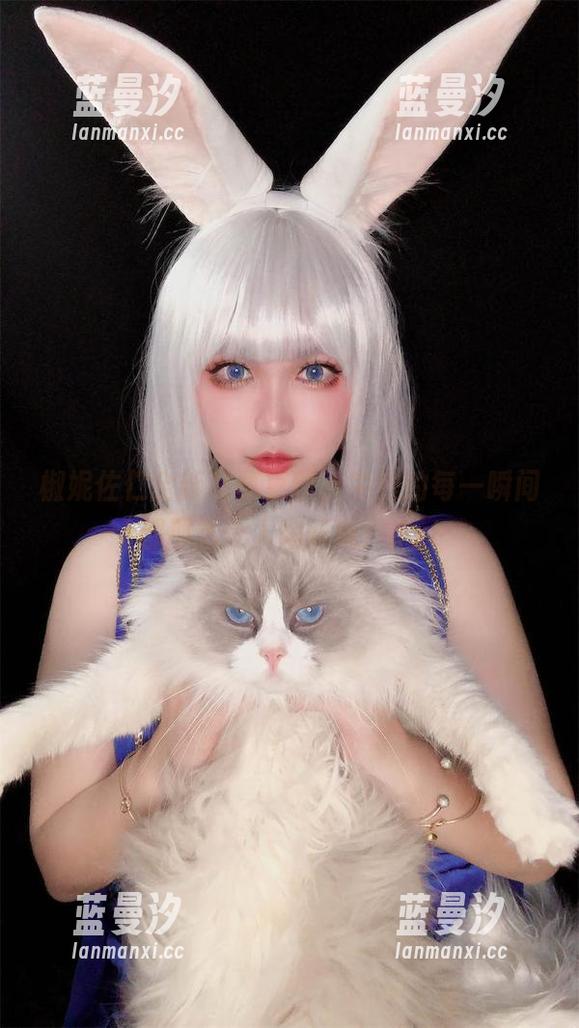椒妮佐仁全新写真更新，牛娘的每一瞬间都那么令人陶醉呢！.txt