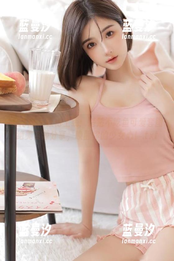 微密圈 - 惊艳上线：楚楚不吃鱼可爱套图绝美资源分享，唤醒你的少女心！.txt