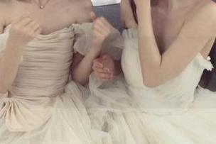 模范学院 – 私房写真艺术：妞妞koko身着白丝演绎完美的视觉盛宴.txt