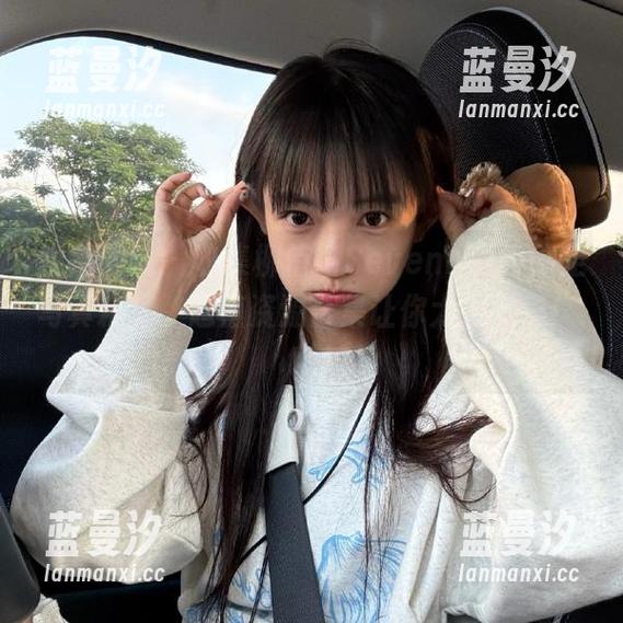 模范学院 - 收集柳侑绮Sevenbaby裸足写真精品，超值资源合集让你大饱眼福！.txt