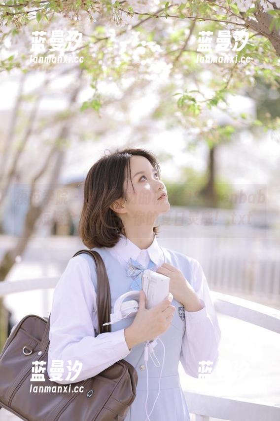 模范学院 - 充满活力的柳侑绮Sevenbaby短裤全套图片，你的夏日灵感！.txt