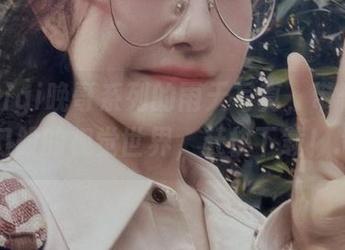 樱晚gigi晚哥系列的雨天写真，带你走进梦幻般的视觉世界，赶快下载！.txt