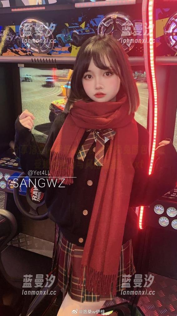 分享洛桑w伊梓的网袜丝带兔兔图包，感受她的魅力与风格碰撞！.txt
