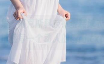精选图集：海克斯科技小蛋糕泳衣写真，捕捉每一个动人的瞬间.txt