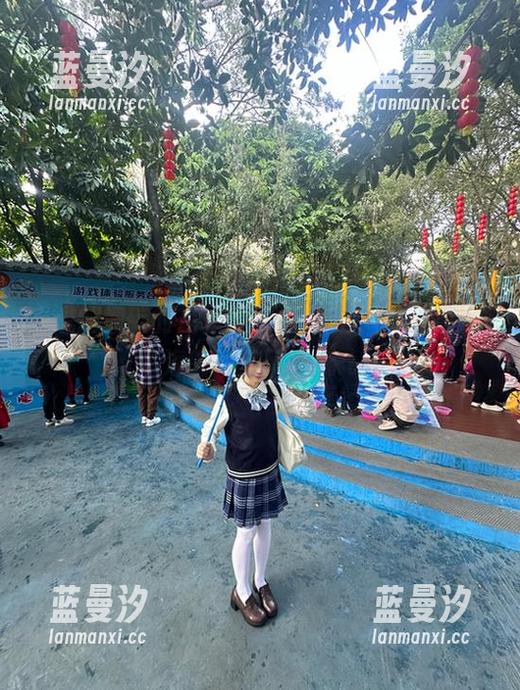 走进焖焖碳的在线写真合集，尽享珊瑚宫心海的绝美风光.txt