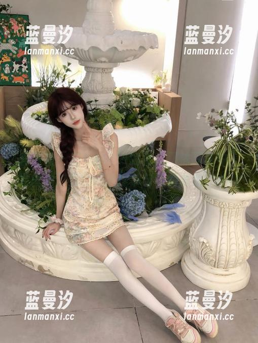 爱蜜社 - 在Yannie的全套网袜写真中，发现她对美的深刻理解与独特表达！.txt