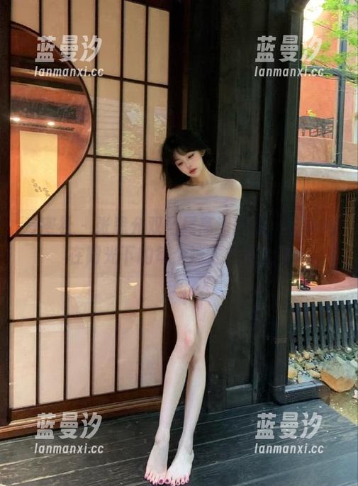 爱蜜社 - 张思允双马尾高清图包，记录她在阳光下的每个迷人笑容.txt