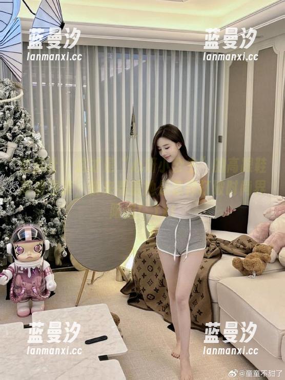 爱蜜社 - 这才是“心妍小公主”的高跟鞋高清图集，快来看看她是怎样打破时尚界限的！.txt