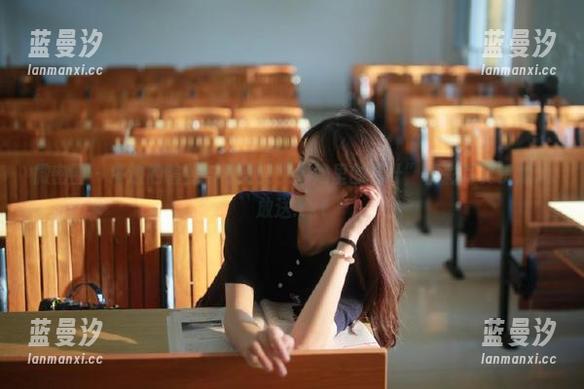 微密圈 - 海边的喧嚣与静谧：“牛奶里的果汁”精彩写真资源大放送.txt
