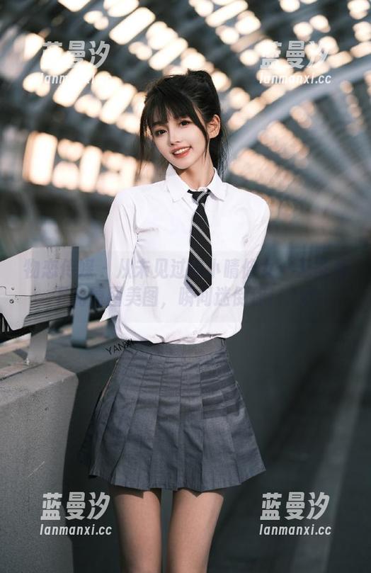 物恋传媒 - 从未见过的小晴修女：无圣光下的原图美图，瞬间迷倒你！.txt