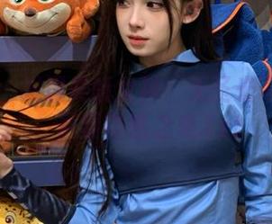 猎女神 – 发现美昕女神：无圣光写真图包，尽显自然之美.txt
