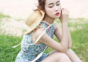 微密圈 – 探秘猪小七的油亮写真，感受每张图片中的细腻情感与艺术表达.txt