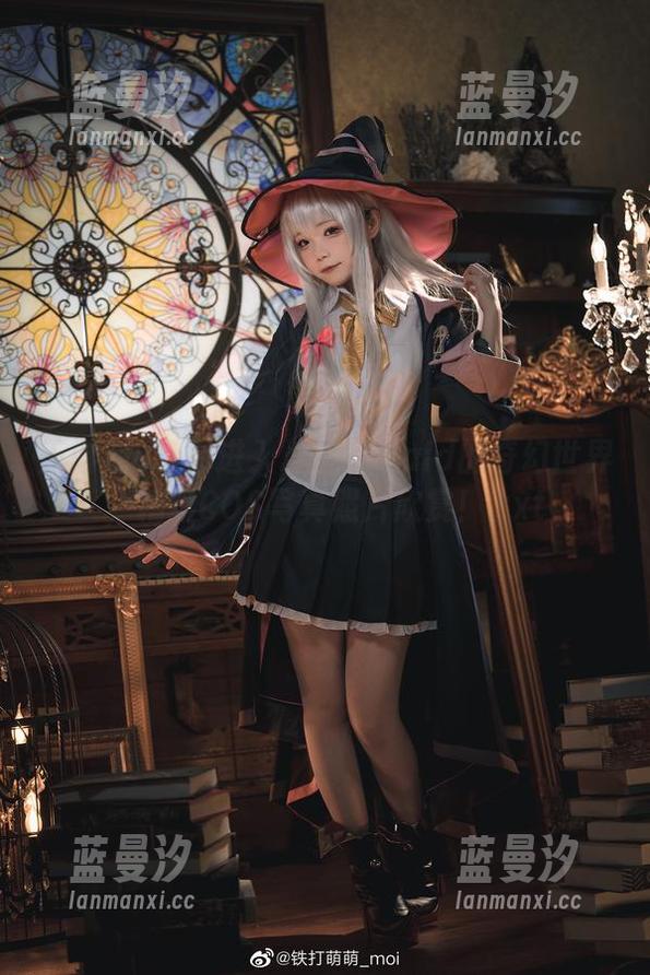 王胖胖u带你进入AliceMaid的奇幻世界，精彩COS写真照片欣赏！.txt