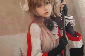 探索疯猫ss空姐的写真作品，解锁更多精彩美图资源，让你大开眼界！.txt