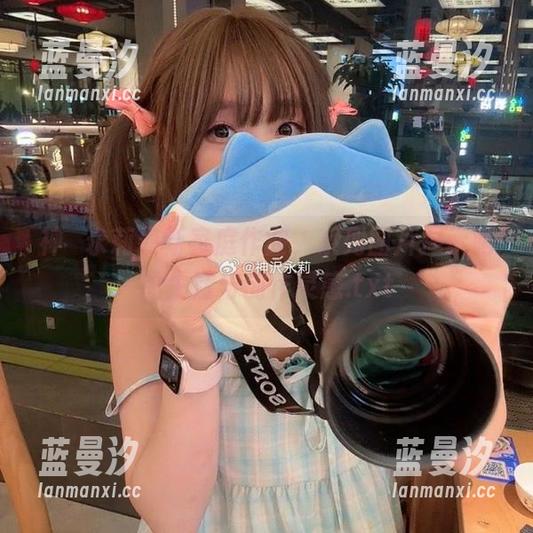 神沢永莉最新家庭作业，系列图片揭示她的生活与创作灵感.txt