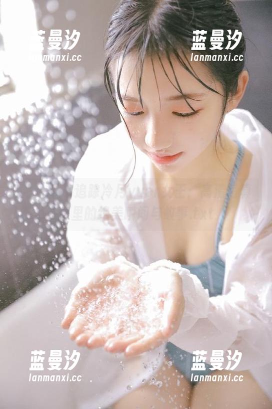 秀人网 - 追踪冷月yuer女王：高清写真集里的绝美瞬间与故事.txt