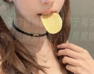 秀人网 – 不容错过！获取周于希Sally短裤写真中最美的免费图片，尽展她的魅力！.txt