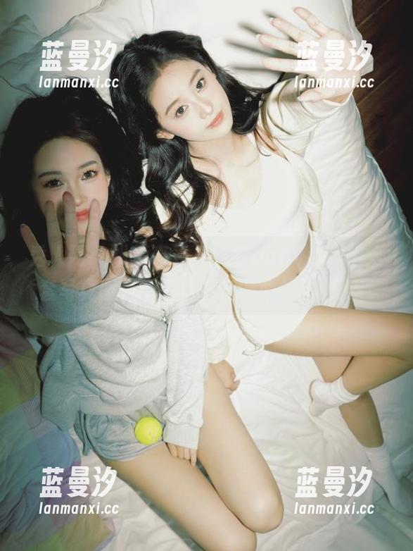 秀人网 - 纵情享受周慕汐baby牛仔裤全套写真图包中的每一次时尚体验！.txt