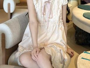 秀人网 – 奈汐酱nice在海边的高清照片：每一帧都是夏日的甜蜜记忆呢.txt