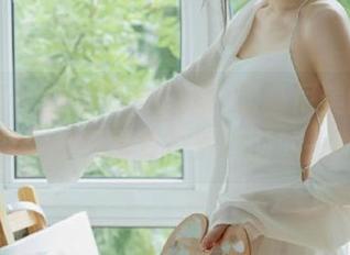 秀人网 – 拍摄娜娜子呀的比基尼美图，瞬间捕捉到夏日写真中最靓丽的一瞬.txt