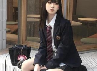 秀人网 – 找寻短裙的秘密武器，安妮Tess的美图免费奉上，别错过呦！.txt