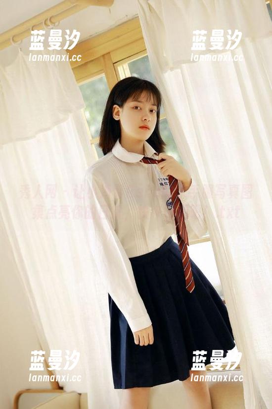 秀人网 - 让小海臀Rena的水手服写真图集点亮你的日常，快来围观吧！.txt