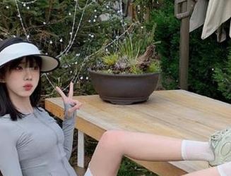 秀人网 – 紧握青春岁月：希雅sia的校园写真图集盛放.txt