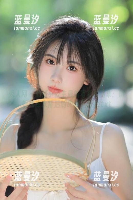 秀人网 - 心妍小公主最新写真作品集：解锁死库水背后的故事与创意.txt