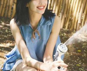 秀人网 – 戴允祺zoe的死库水写真合集，让你在网盘中发现更多艺术灵感.txt