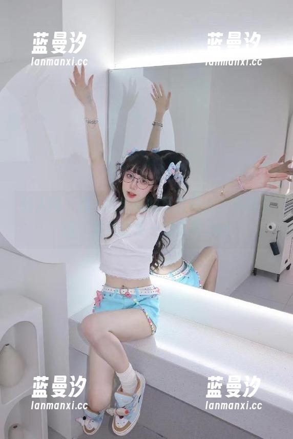 秀人网 - 戴渃欣学妹的写真照片，不怕笑话，免费让你一秒认同.txt