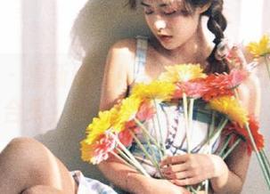 秀人网 – 清新脱俗！李可儿高清白衬衫写真合集，宛如晨曦中的花朵.txt