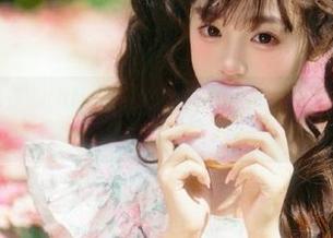 秀人网 – 沈佳熹Kitty星辰的少女时间：在线分享精美原图，尽显青春活力.txt