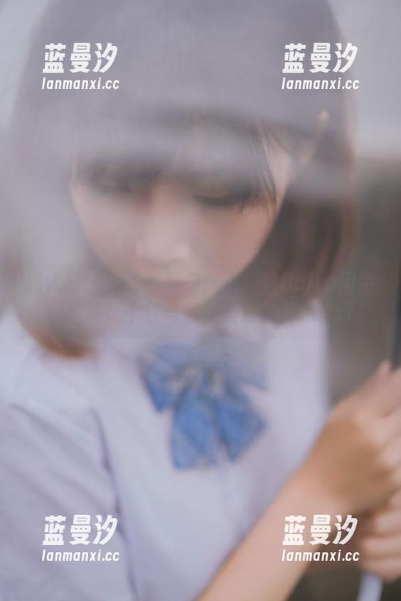 秀人网 - 高清写真集：王梓童Doirs用牛仔裤演绎个性与自我表达的艺术.txt