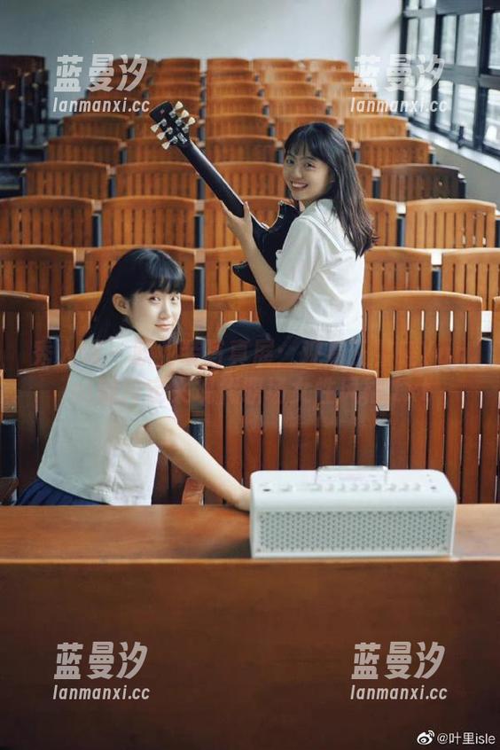 秀人网 - 职业装写真展：观看王馨瑶Yanni如何定义现代职场女性风格.txt