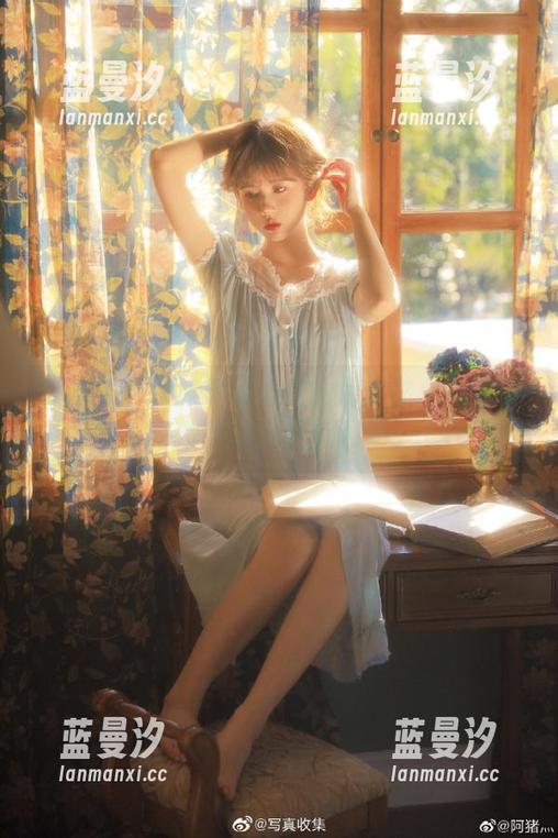 秀人网 - 白沫泳装写真图包：秒杀你的审美，刷新你对夏天的认知！.txt
