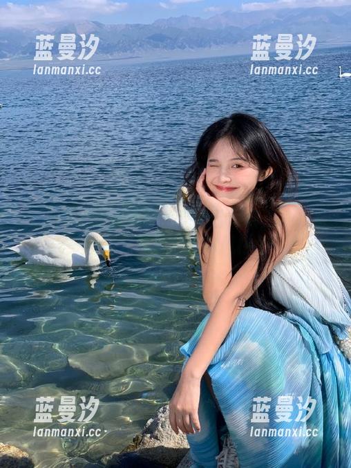秀人网 - 米妮大萌萌高跟鞋写真图册：每一帧都充满了个性与风格.txt