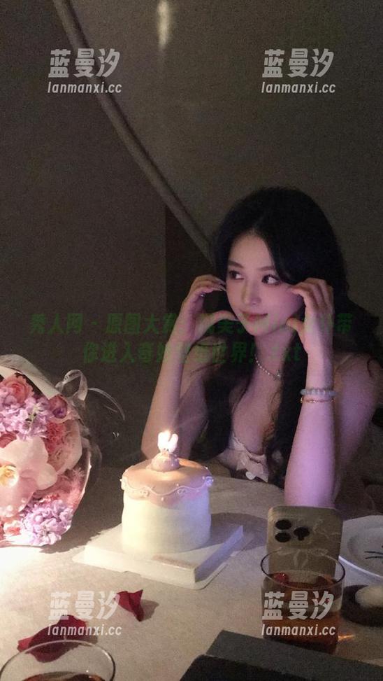 秀人网 - 原图大赏：糯美子Mini女仆带你进入奇妙壁纸世界！.txt