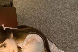 秀人网 – 无圣光新体验：绮里嘉Ula的棉袜写真图片，捕捉住那一瞬间的美丽与无邪.txt