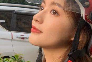秀人网 – 舞媚歆写真图包全解析，感受她每一张作品中的秘密魅力！.txt