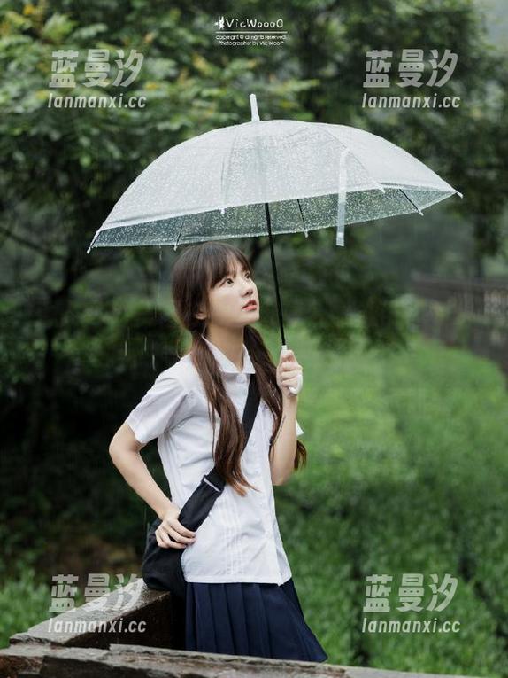 秀人网 - 美图在线！苏曼兮学妹带你领略不一样的写真魅力，别再犹豫！.txt