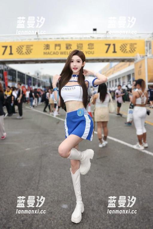 秀人网 - 定制你的梦想：谢小葱空姐系列图片，展现独特个性与气场.txt