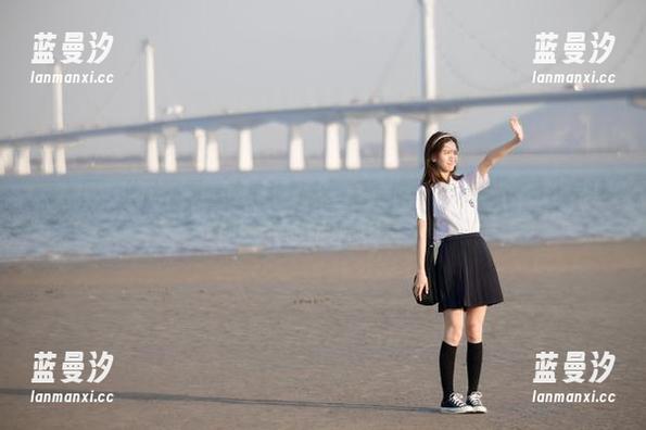 秀人网 - 体验高跟鞋的灵动魅力，赵惟依coco全新高清作品让你领略不同的时尚视角.txt